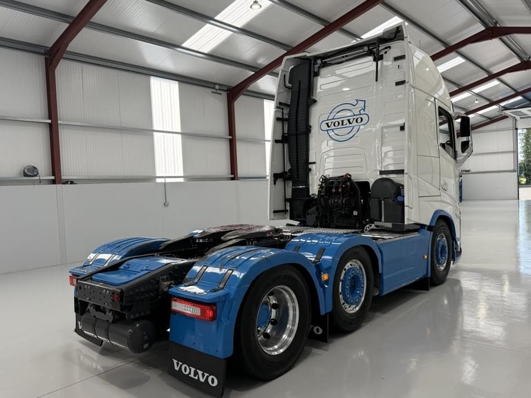 VolvoFH540,XL,SIDE SKIRTS ,AIR HORNS , FRONT AIR SUSP,TWIN FUEL TANKS 