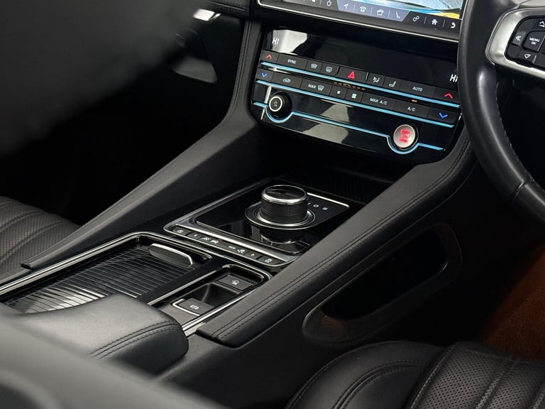 2019 Jaguar F-Pace 2.0 P250i Portfolio Auto AWD Euro 6 (s/s) 5dr ESTATE Petrol Automatic