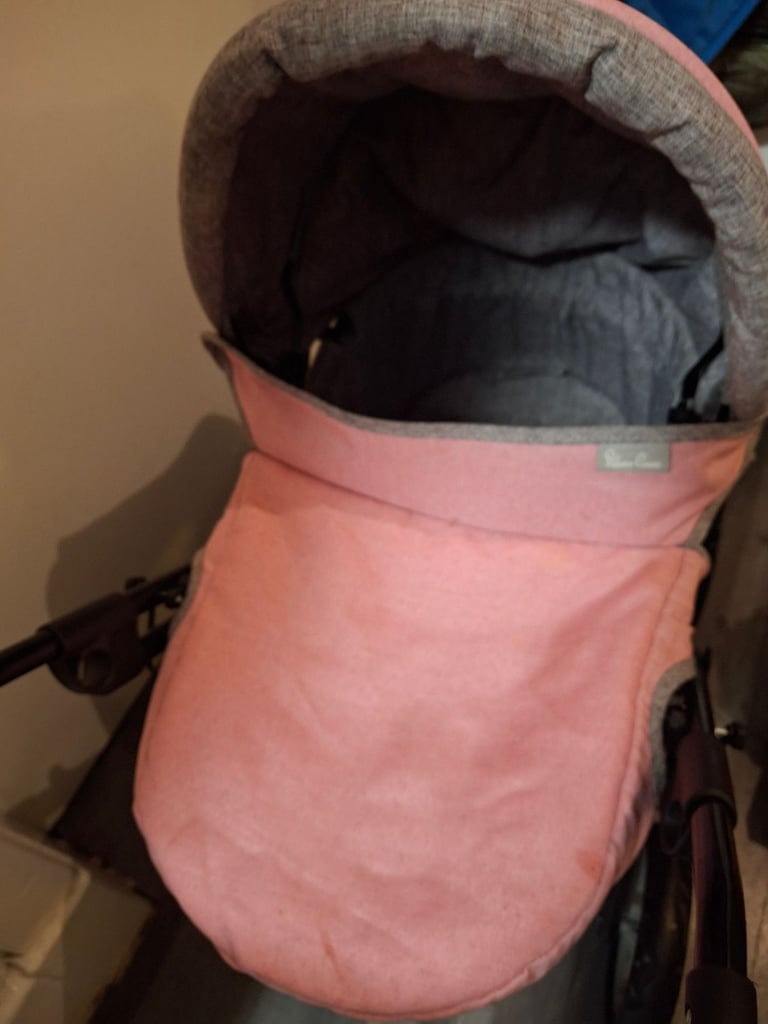 Dolls silver cross pram