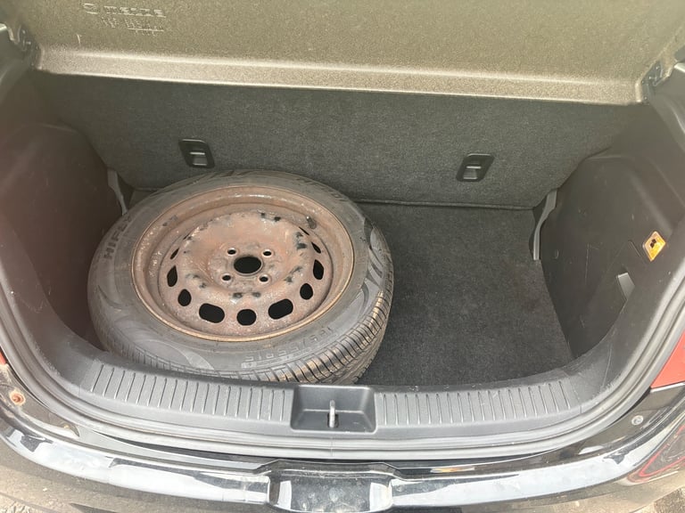 Mazda, 2, Hatchback, 2009, Manual, 1349 (cc), 5 doors