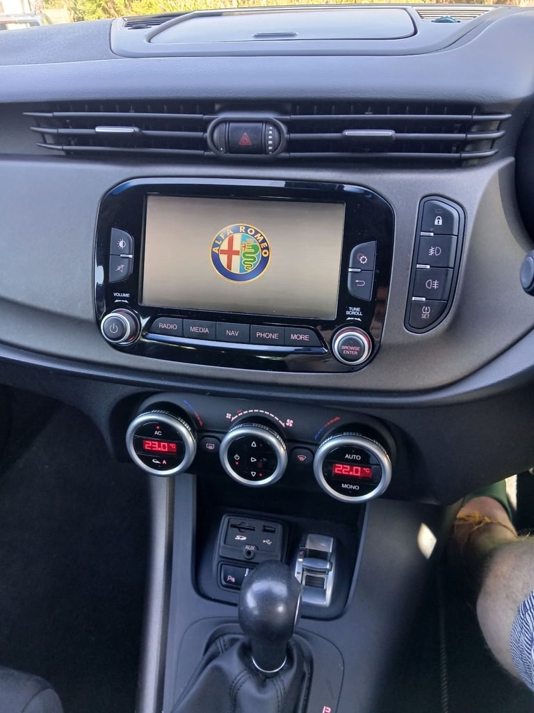 Alfa Romeo, GIULIETTA, Hatchback, 2015, Semi-Auto, 1368 (cc), 5 doors