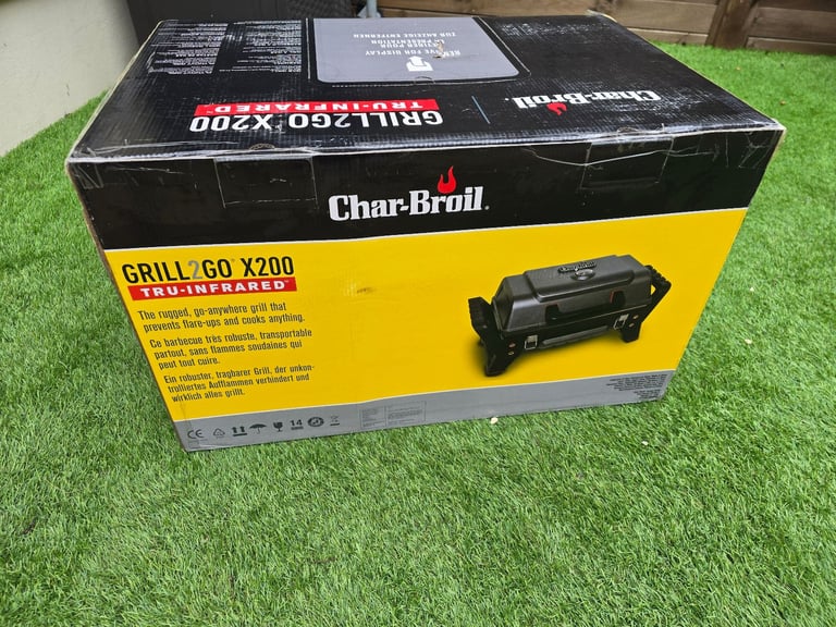 Char-Broil X200 Grill2Go Portable Barbecue Grill TRU-Infrared technology BNIB. 