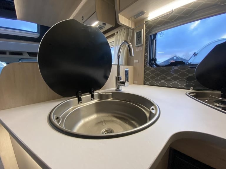 2022 AUTO-TRAIL F-LINE F-74 LUXURY MOTORHOME