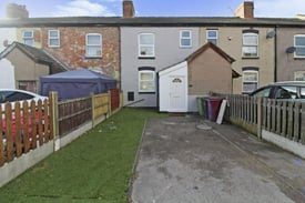 3 Bed terraced house newly renovated in Chesterfield