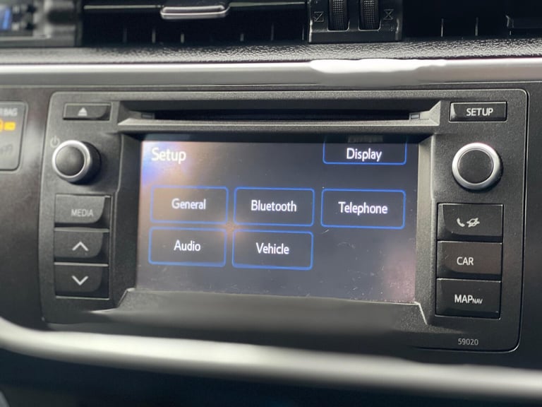2013 Toyota Auris 1.8 VVT-h Icon CVT Euro 5 (s/s) 5dr HATCHBACK Petrol/Electric Hybrid Automatic
