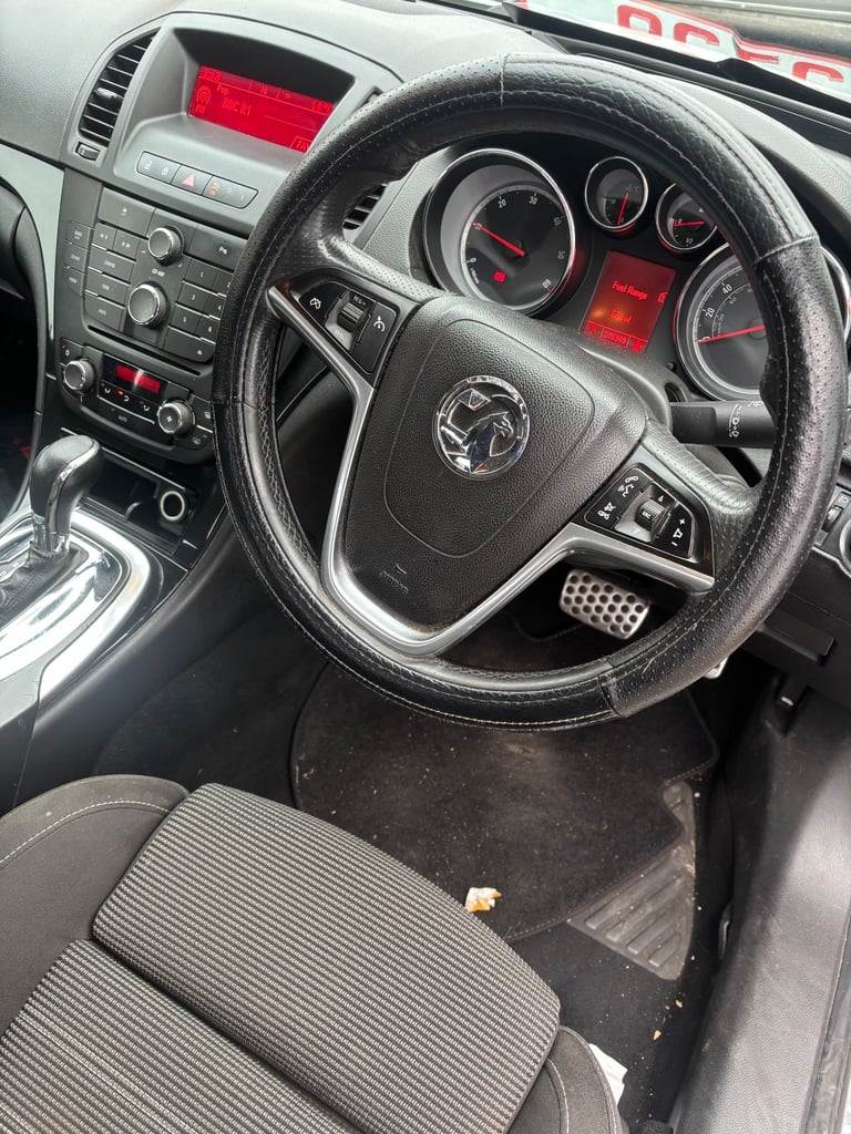 Vauxhall, INSIGNIA, Hatchback, 2011, Other, 1956 (cc), 5 doors