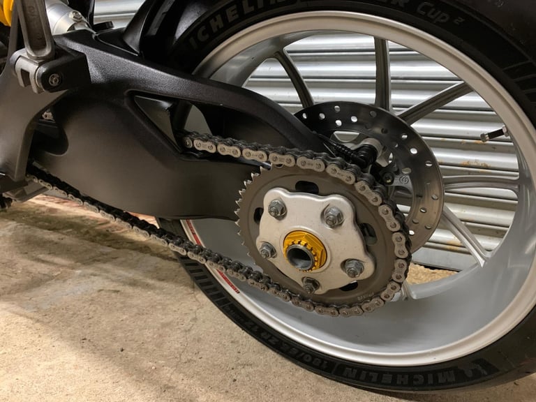 2010 Ducati M1100 MONSTER STREETFIGHTER STYLE CLASSIC MOTORCYCLE (LOW MILES)