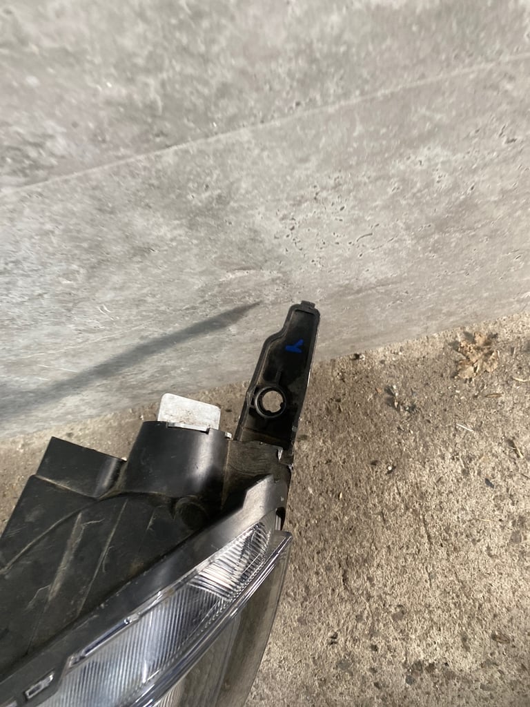 Ford Transit Mk8 passenger headlight 2019 - 2024 