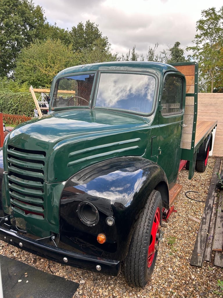 1954 Fordson Thames ET6 Flatbed Truck