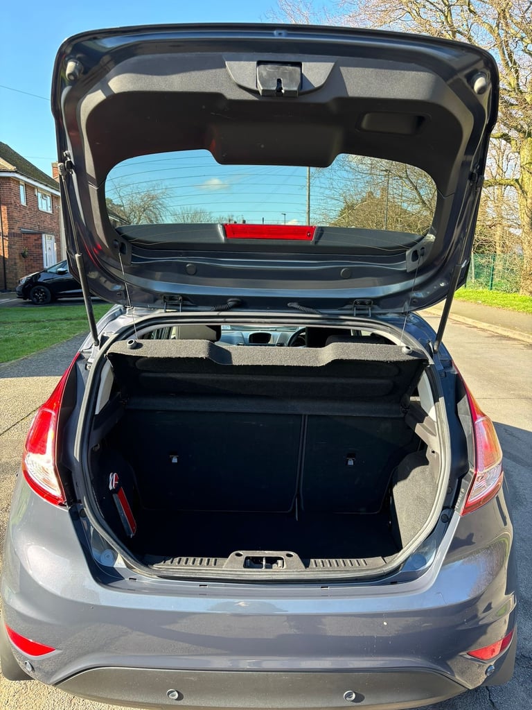 2013 Ford Fiesta 1.0 Zetec 5dr HATCHBACK Petrol Manual