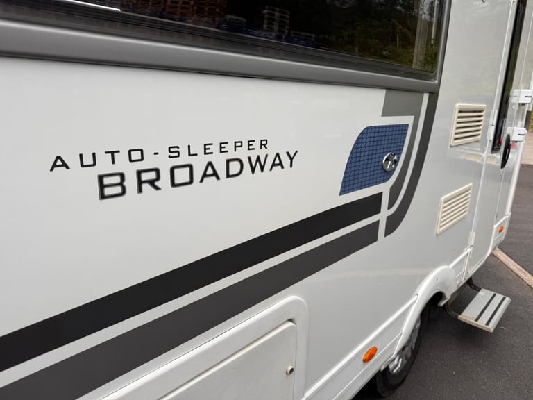 Auto-Sleeper Broadway EK LP 2012 Peugeot Boxer 2.2 FSH 2 berth, End Kitchen