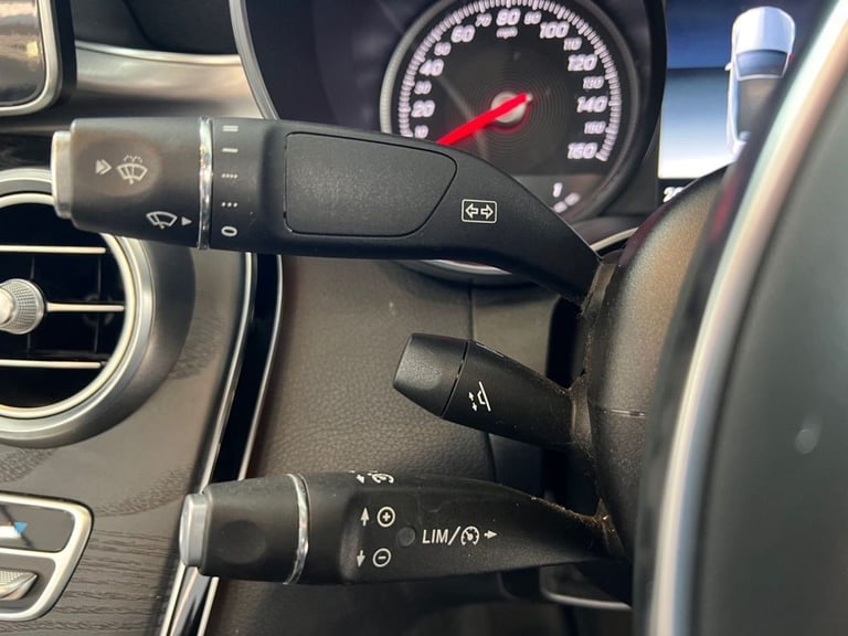 2018 Mercedes-Benz C-Class 2.0 C200 AMG Line Cabriolet 2dr Petrol G-Tronic+ Euro 6 (s/s) (184 ps)...