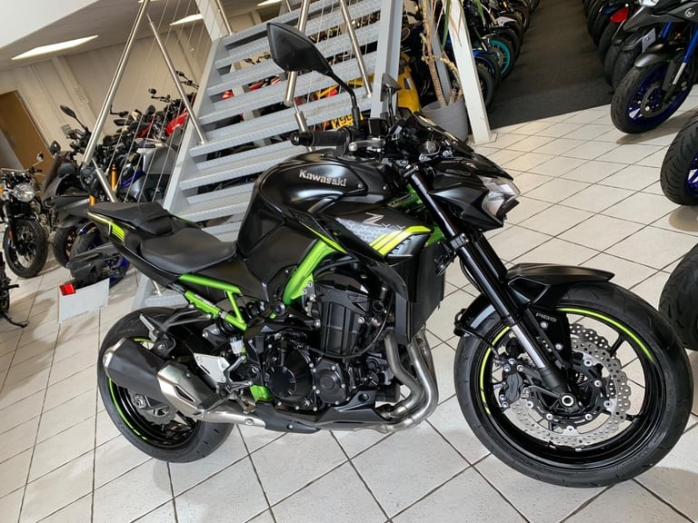 Kawasaki Z900 2021