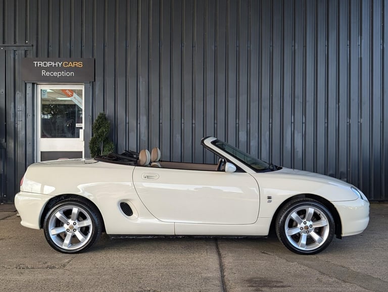 MGF ONE OFF!-STUNNING COMBINATION 1YR WARRANTY-27,000MILES!-1YR RAC