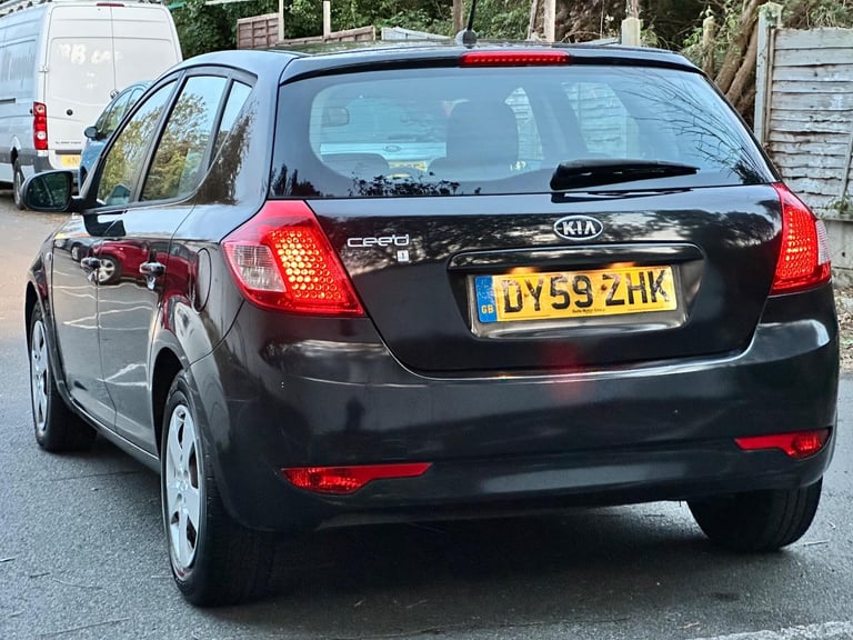 2010 Kia Ceed 1.6 1 Auto Euro 4 5dr HATCHBACK Petrol Automatic