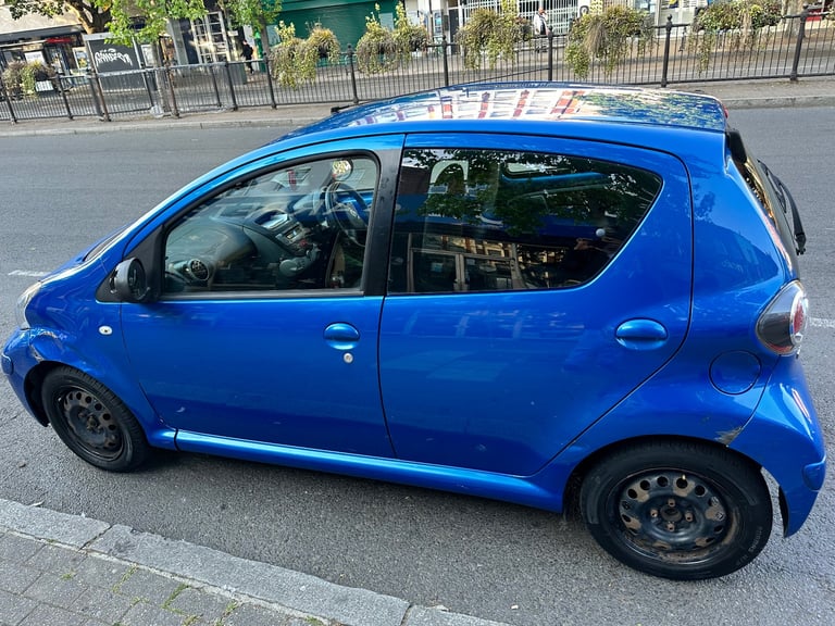 image for Toyota, AYGO, Hatchback, 2010, Manual, 998 (cc), 5 doors