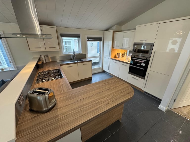 2 Bed Twin Lodge - DG, CH, Bath, Ensuite - Offsite Sale for Own Land, Self Build