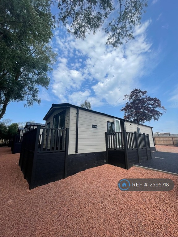 2 bedroom house in Lakeside, Minsterworth, GL2 (2 bed) (#2595718)