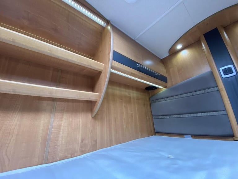 2011 AUTO-TRAIL FRONTIER MOHAWK LUXURY MOTORHOME