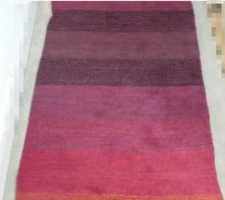 image for Wool Rug  riner160x230cm good condition from free pets smoke home
