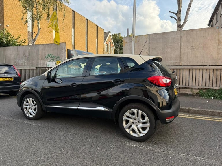 2016 Renault Captur 0.9 TCe ENERGY Dynamique Nav Euro 6 (s/s) 5dr HATCHBACK Petrol Manual