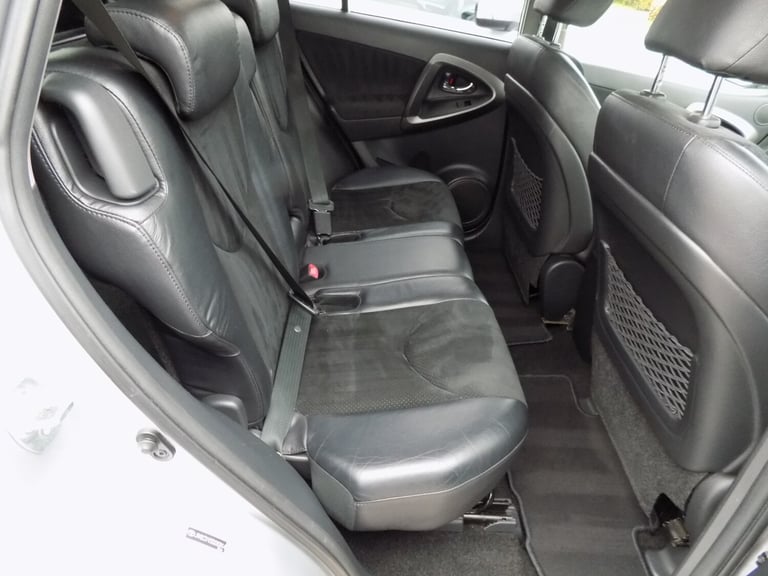 2011 Toyota RAV4 2.2 D-4D XT-R 5dr ESTATE Diesel Manual