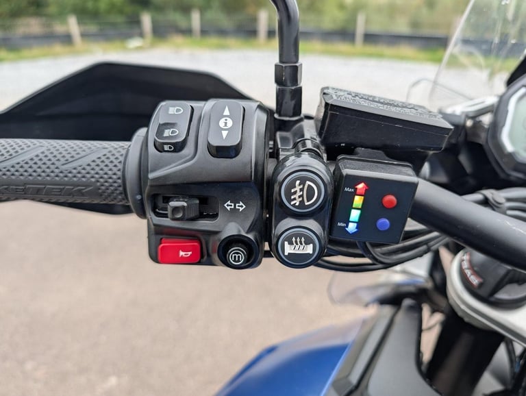 2016 TRIUMPH TIGER EXPLORER XCX