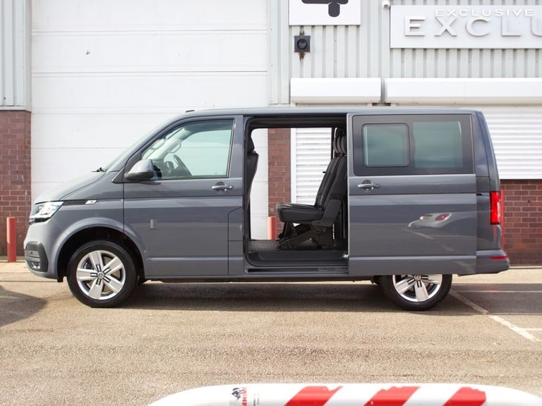2024 Volkswagen Transporter 2.0 BiTDI 204 Highline Kombi Van 4MOTION DSG WINDOW VAN Diesel Automatic