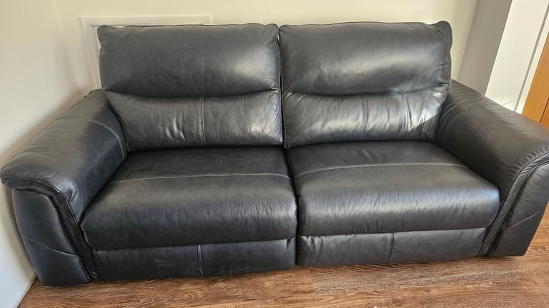 Black leather suite