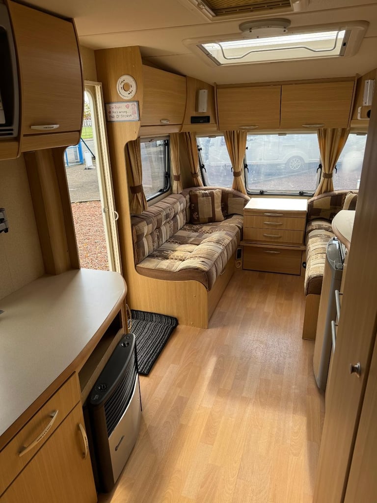 Abbey Safari 495, Yr2007, fixed bed, 4 berth