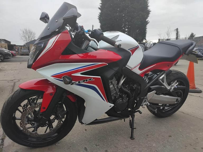 2015 15 HONDA CBR 650 FA-E CBR650 SPORTS TOURER 26k MILES NEW MOT CBR650F