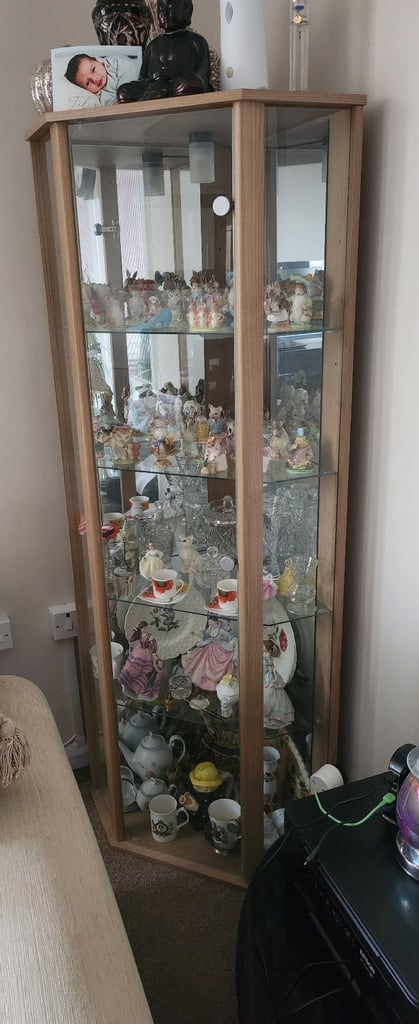 Display cabinet