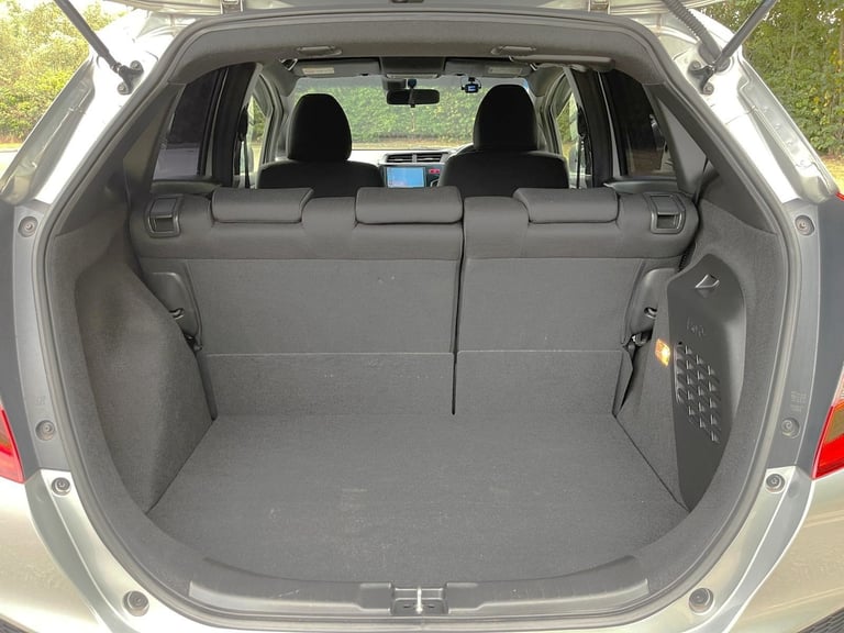2013 Honda Fit  1.5 HYBRID/PETROL L PACKAGE ULEZ AUTO REVCAM ALLOY Hatchback Petrol/Electric Hybr...