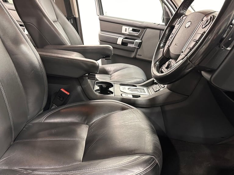 £17995 INC VAT   7 Seater, Full Leather , Detachable Towbar 