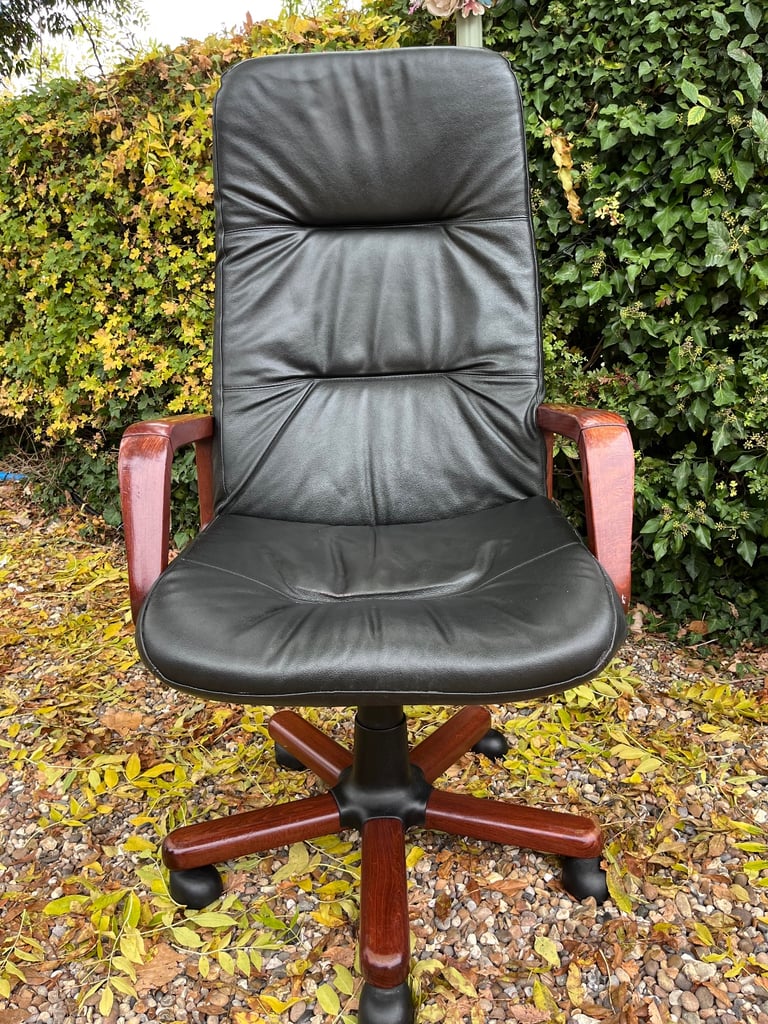 image for Leather chair   