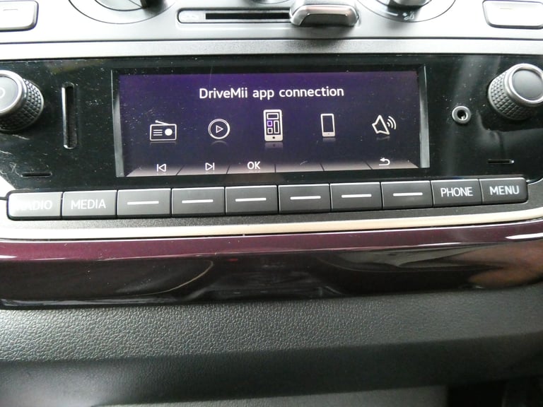 1.0 75 Mii by Cosmo 5dr *6 SERVICES +DAB +BTOOTH +HEATED LEATHER +2 KEYS*