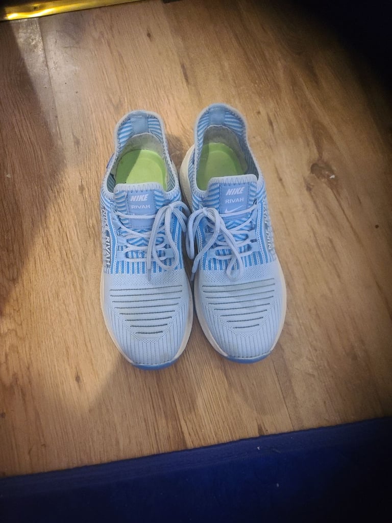 image for Nike rivah 