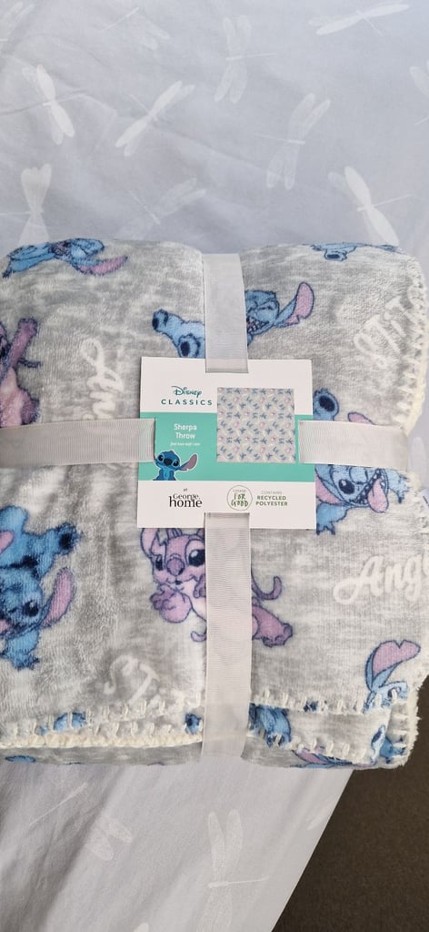 image for Stitch Sherpa Blanket/Throw BNWT