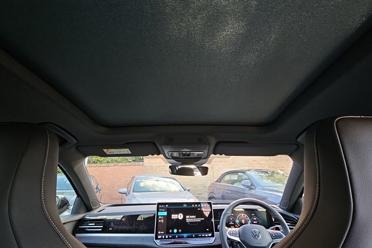 2025 Volkswagen Passat 1.5 TSI eHybrid Black Edition 5dr DSG ESTATE PETROL/ELECTRIC Automatic