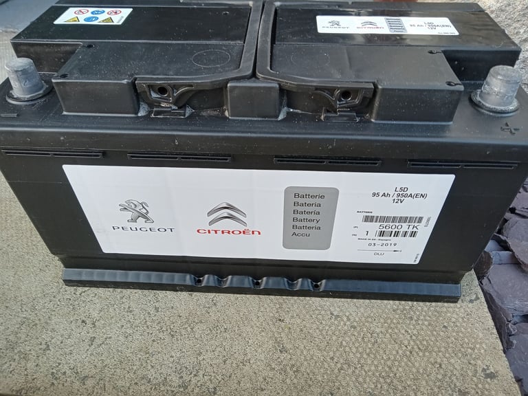 Used genuine Peugeot/Citroen van/large car battery