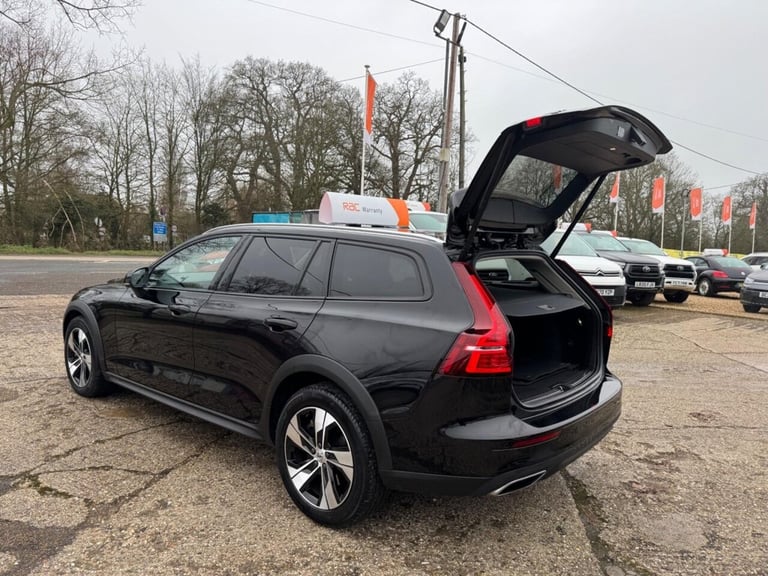 2021 Volvo V60 2.0 B5P Cross Country 5dr AWD Auto ESTATE PETROL Automatic