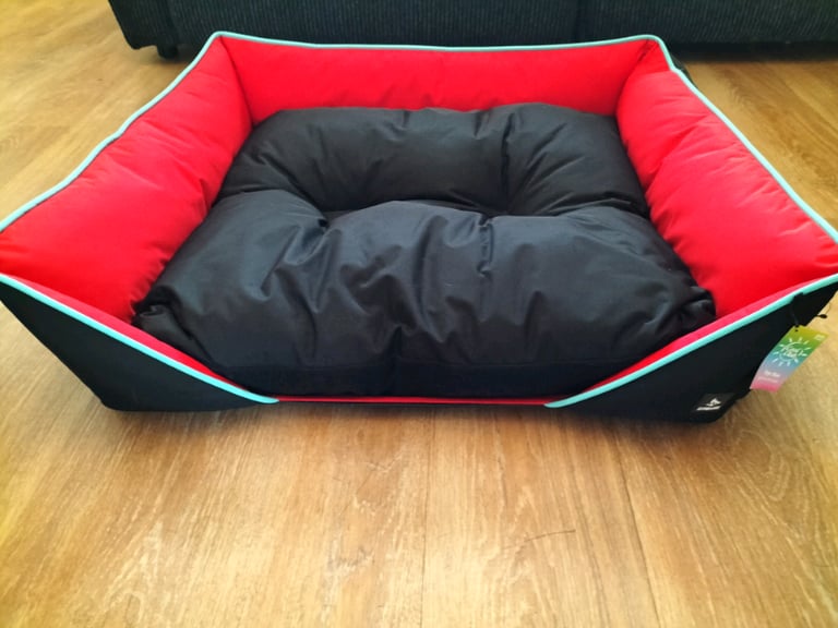 Dog bed new 