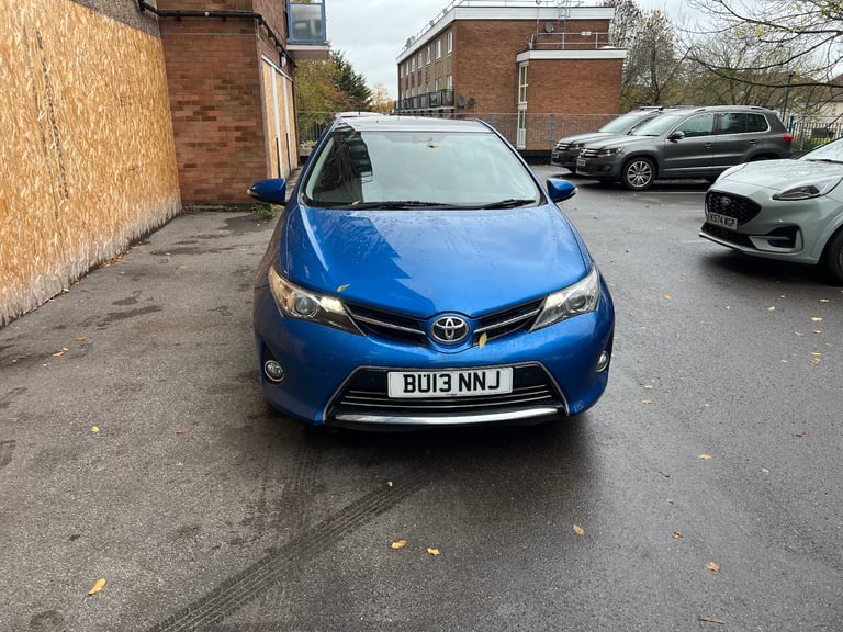 Toyota, AURIS, Hatchback, 2013, Manual, 1598 (cc), 5 doors