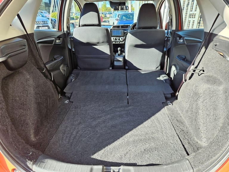 2018 Honda Jazz 1.3 i-VTEC SE Hatchback 5dr Petrol Manual Euro 6 (s/s) (102 ps) Petrol Manual