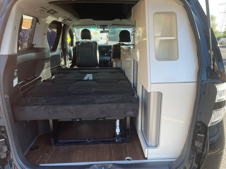 Toyota VELLFIRE By Wellhouse