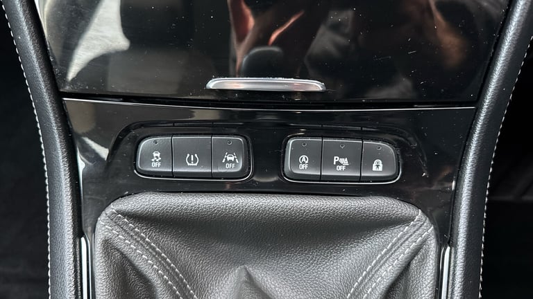 2018 Vauxhall Grandland X 1.2 Turbo Sport Nav 5dr Petrol Hatchback Hatchback Petrol Manual