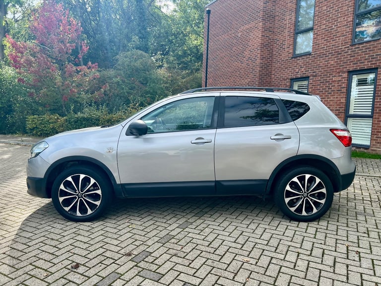 Nissan QASHQAI Automatic