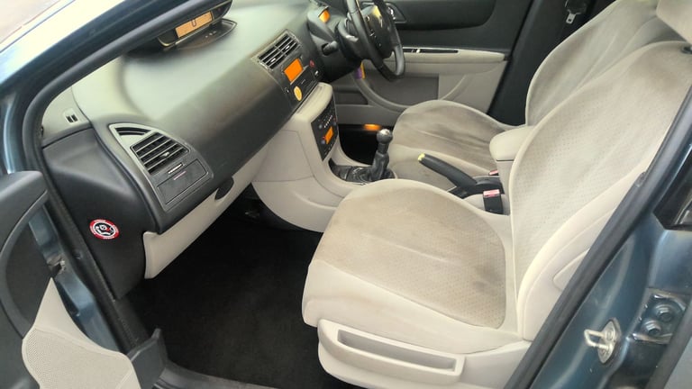 Citroen, C4, Hatchback, 2008, Manual, 1587 (cc), 5 doors