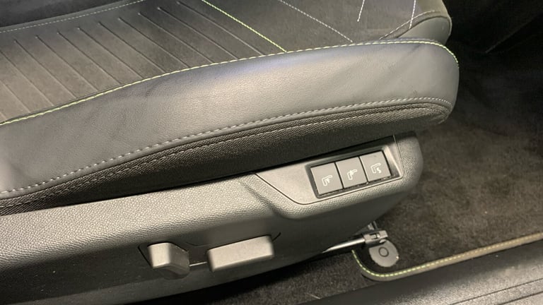 2024 Peugeot 2008 1.2 PureTech 130 GT 5dr EAT8 HATCHBACK PETROL Automatic