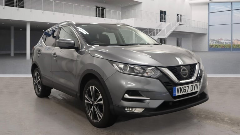 2017 Nissan Qashqai 1.5 dCi N-Connecta 5dr ++ ULEZ / PANROOF / NAV / CAMERA / DAB ++ HATCHBACK Di...